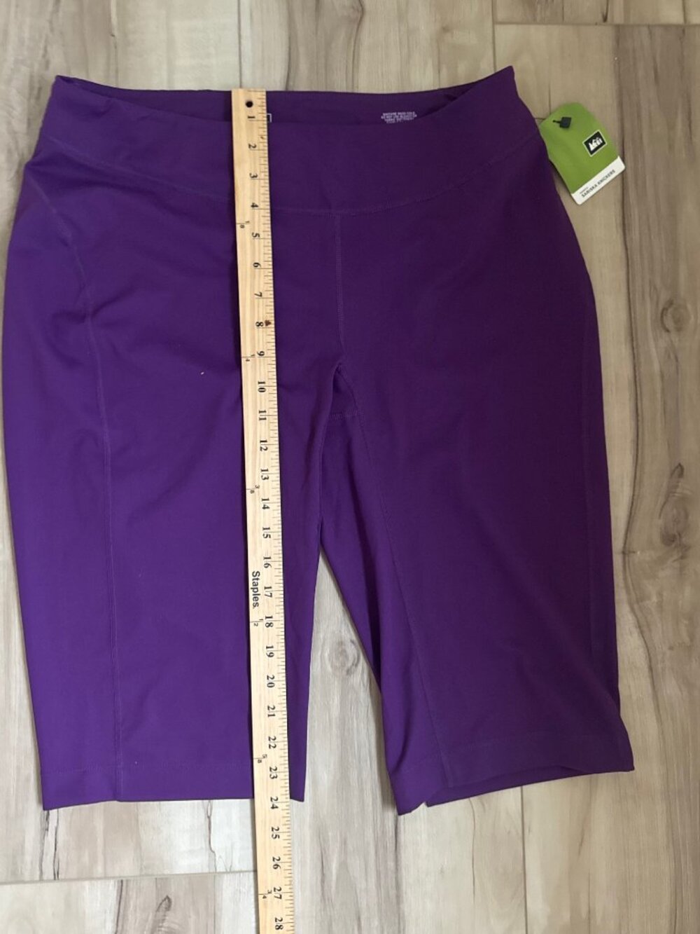 Rei Shorts Womens L Purple  Polyester NWT